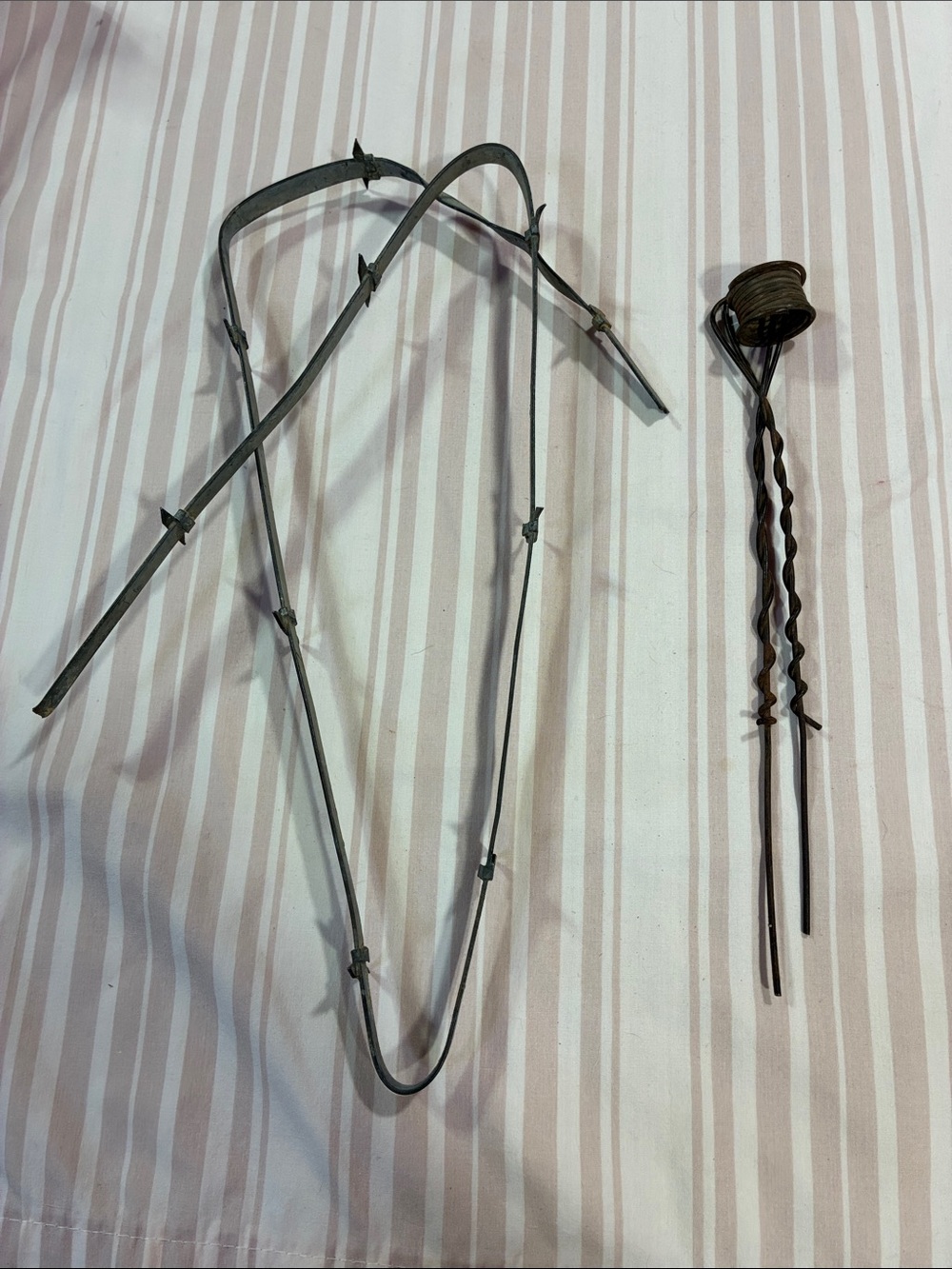 Vintage Bob-wire-set of 2 pieces-Large Spiked & Wired